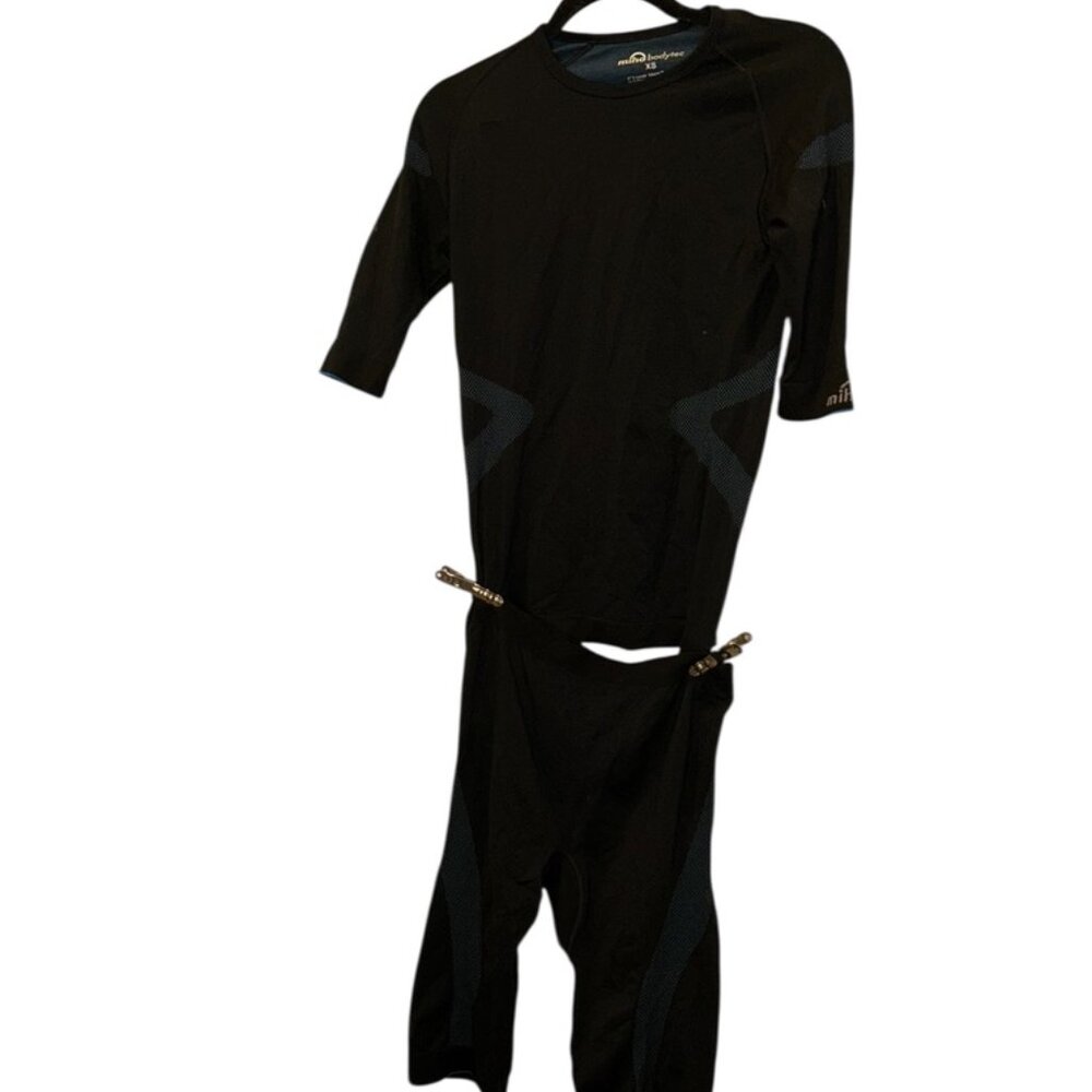 mind body tec black teal pants top outfit workout XS
